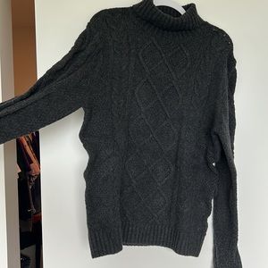 🤩 3 for $20 / Abercrombie & Fitch Grey Knit Turtle Neck